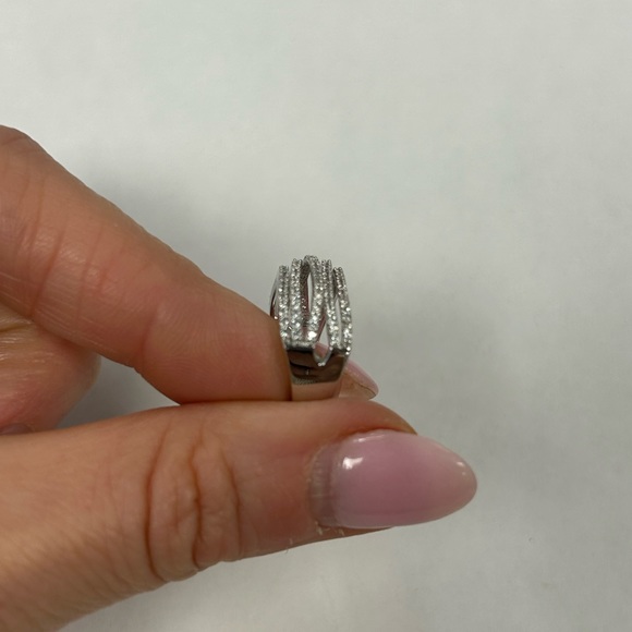 Suzy Levian White Sterling Silver White CZ 5 Row Half Band Ring NWT - Picture 6 of 6